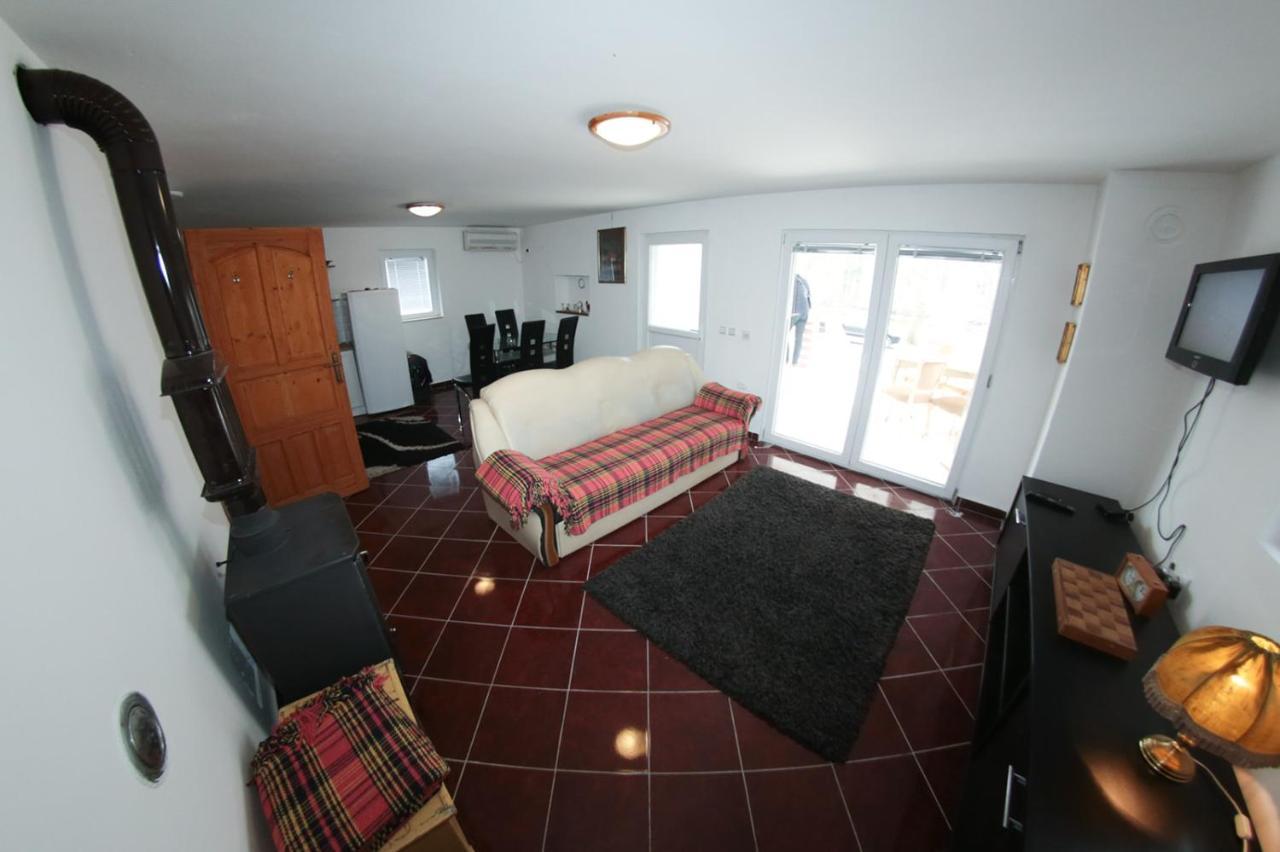 Chalets & Rooms Carda Sebesfok Bezdan Екстериор снимка