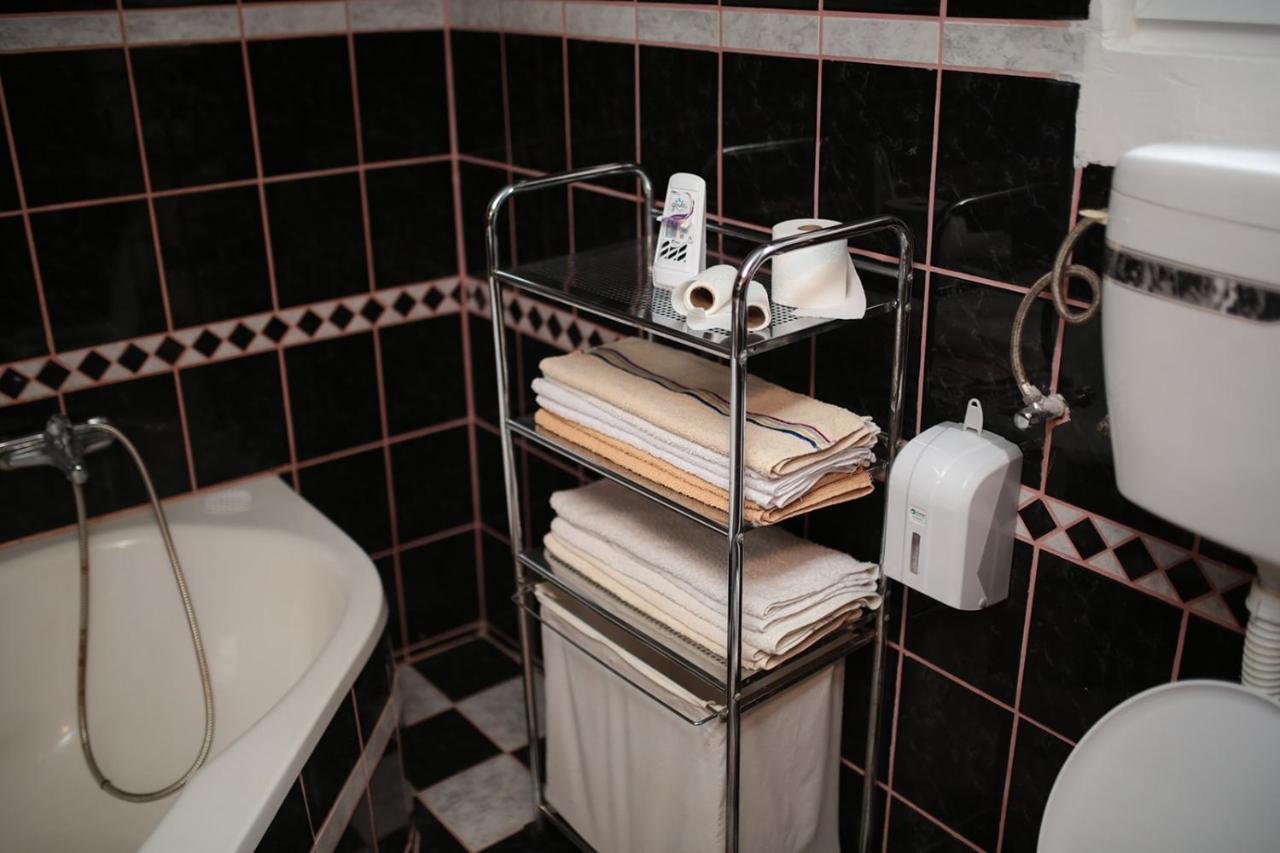 Chalets & Rooms Carda Sebesfok Bezdan Екстериор снимка
