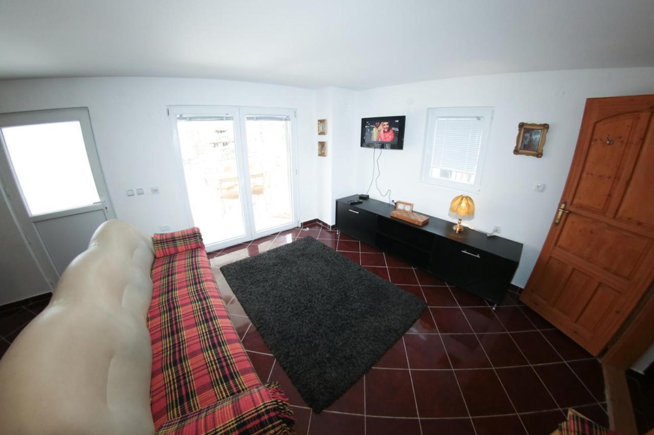 Chalets & Rooms Carda Sebesfok Bezdan Екстериор снимка
