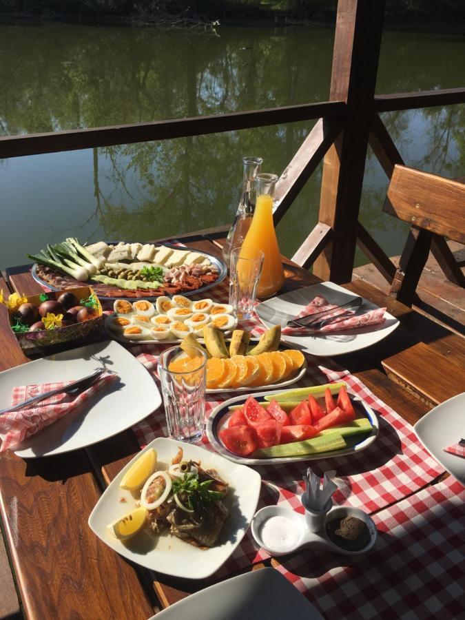 Chalets & Rooms Carda Sebesfok Bezdan Екстериор снимка